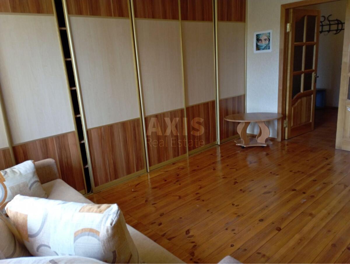 3k apartment vul. Geroi'v Oborony 10А570912
