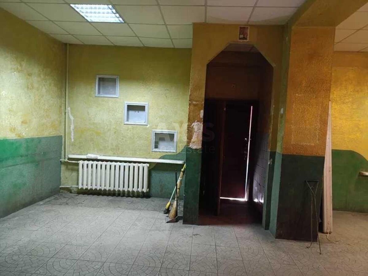 Объект торговли ул. Юрия Глушко 2, 89м2606005