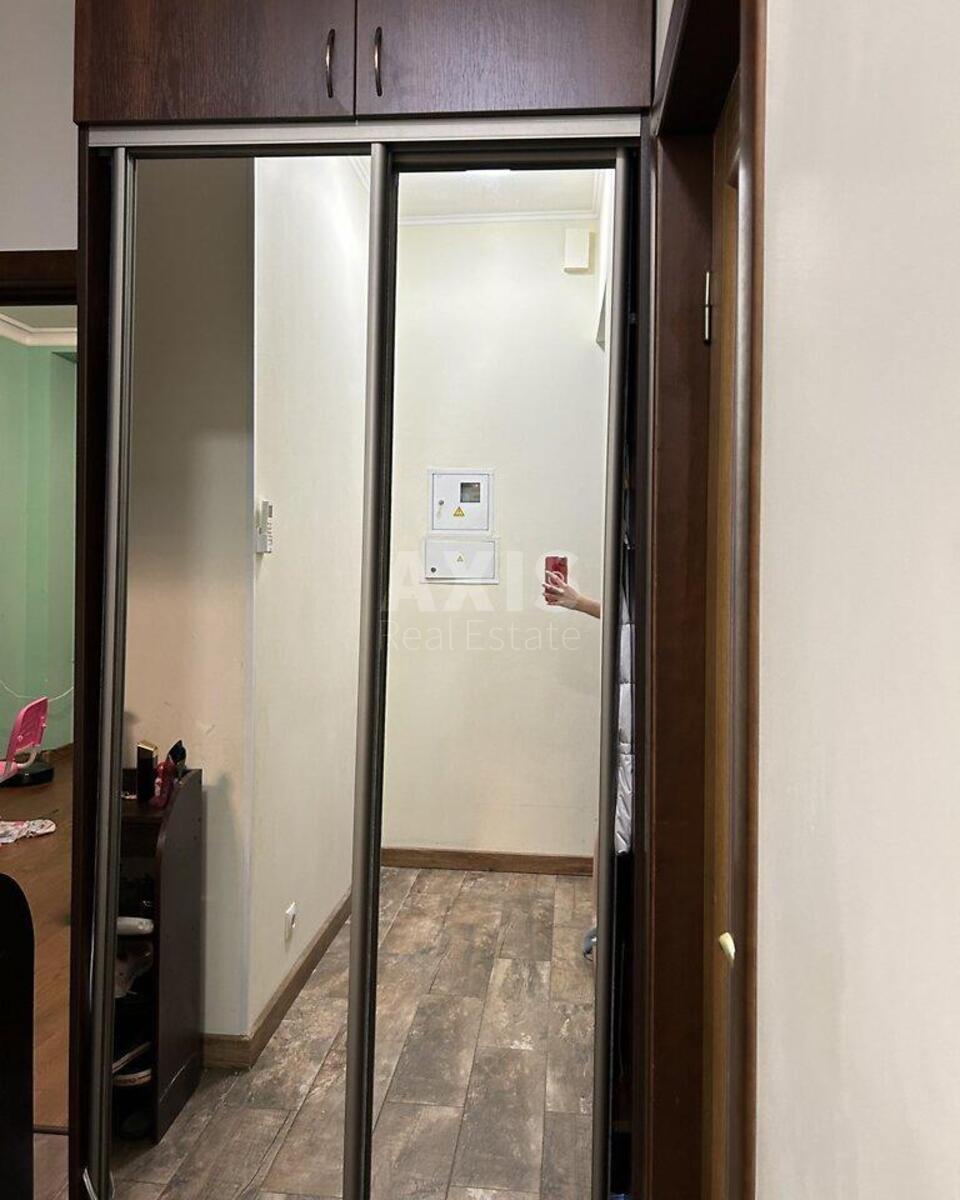 3k apartment vul. Dniprovods'ka 64