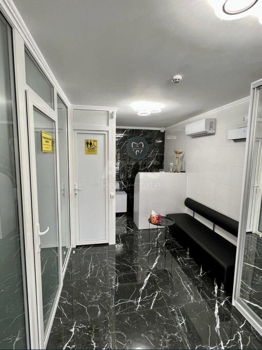 Объект торговли бул. Чоколовский 31, 35м2608590