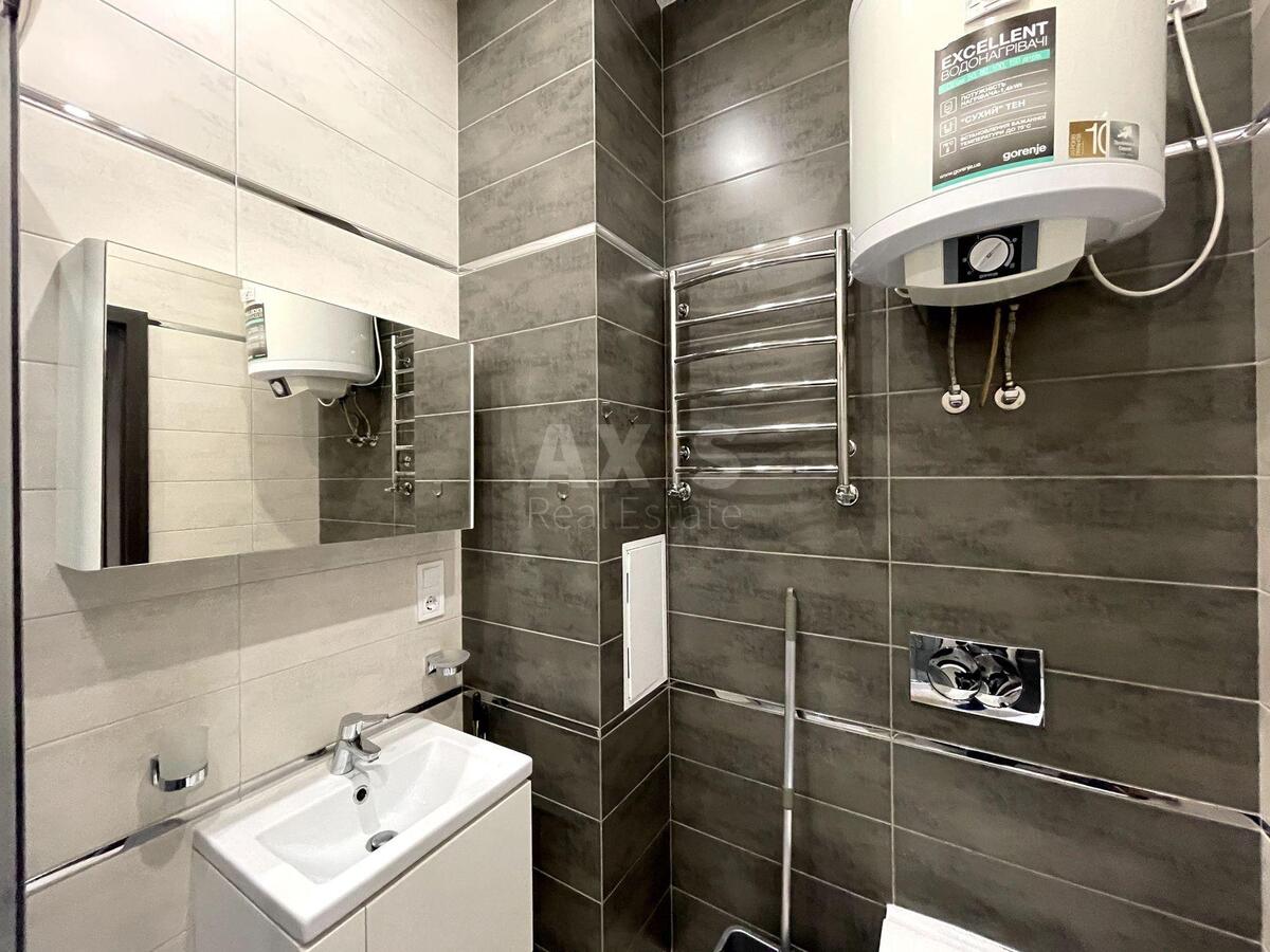 1k apartment vul. Dragomyrova Myhajla 2А9