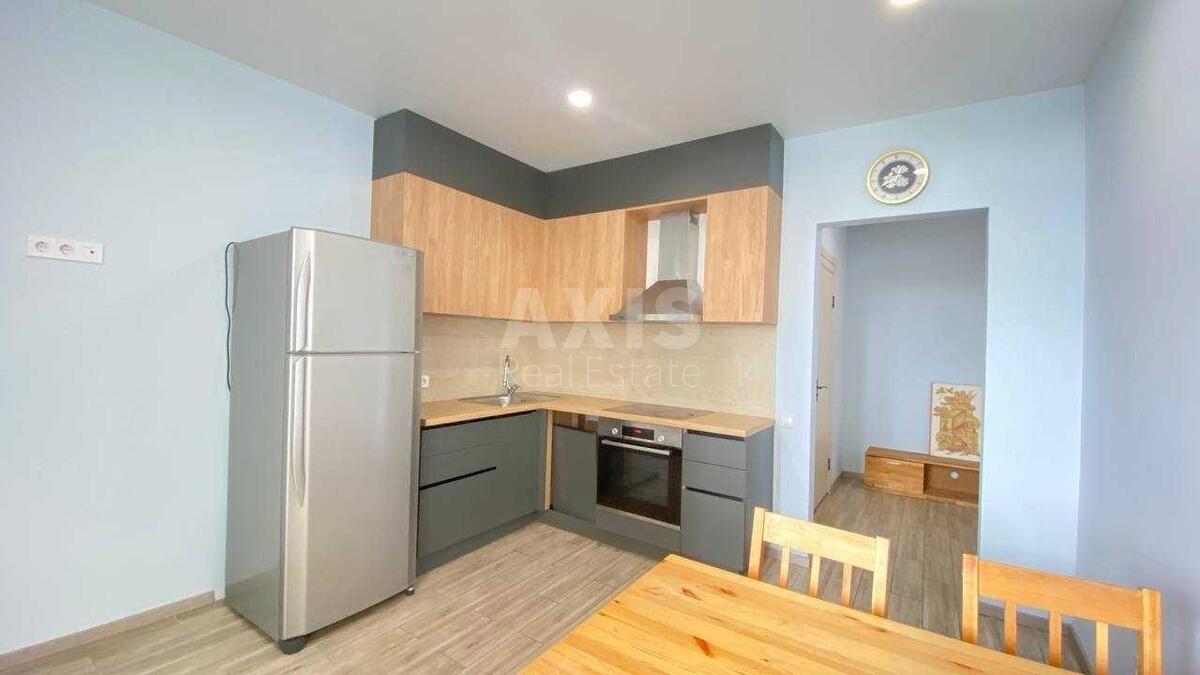 1k apartment bul. Lesi Ukrai'nky 7