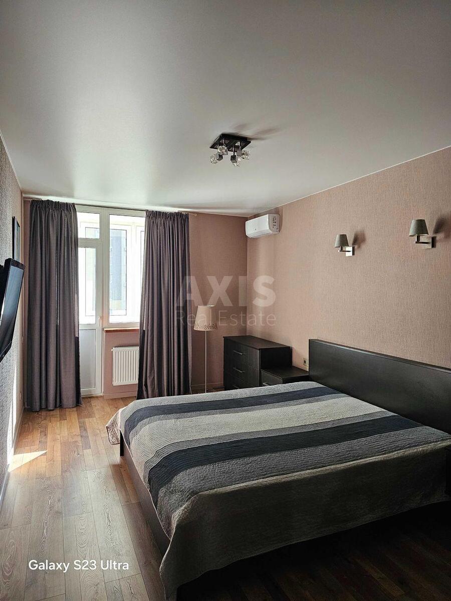 3k apartment vul. Yulia Zdanovska 46/10