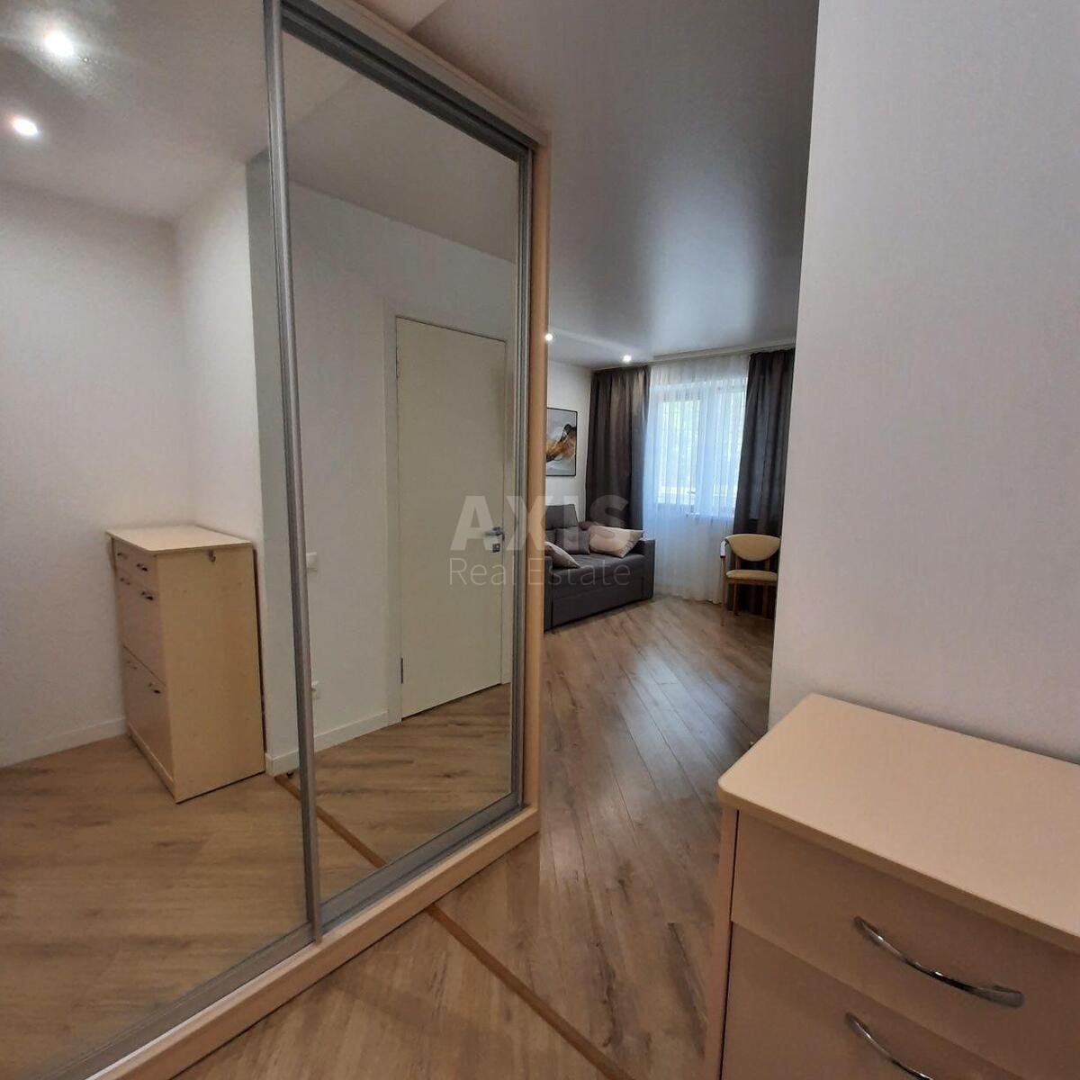 1к квартира ул. Навашина Академика 9626507