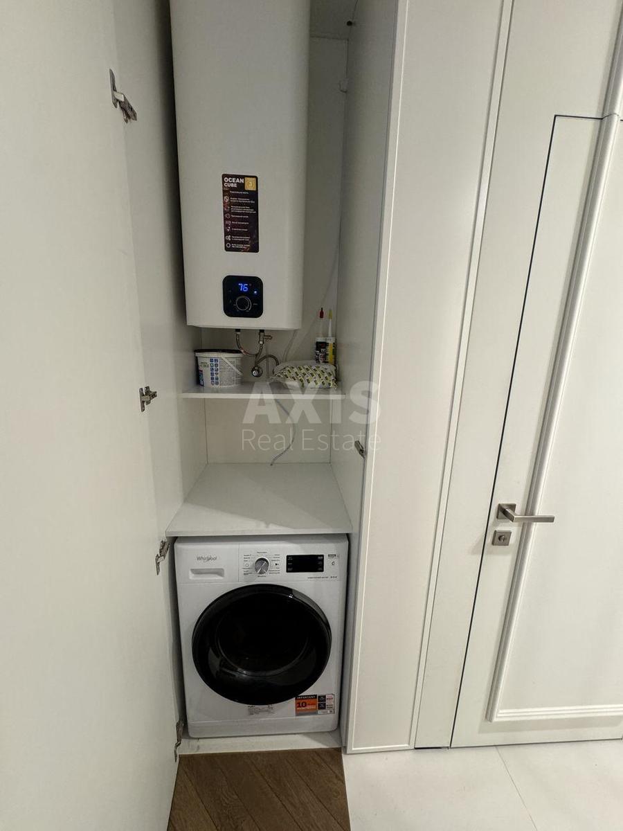1k apartment doroga Naberezhno-Rybal's'ka 319