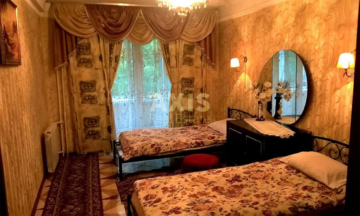 2k apartment pr-t Berestejskij 21446972