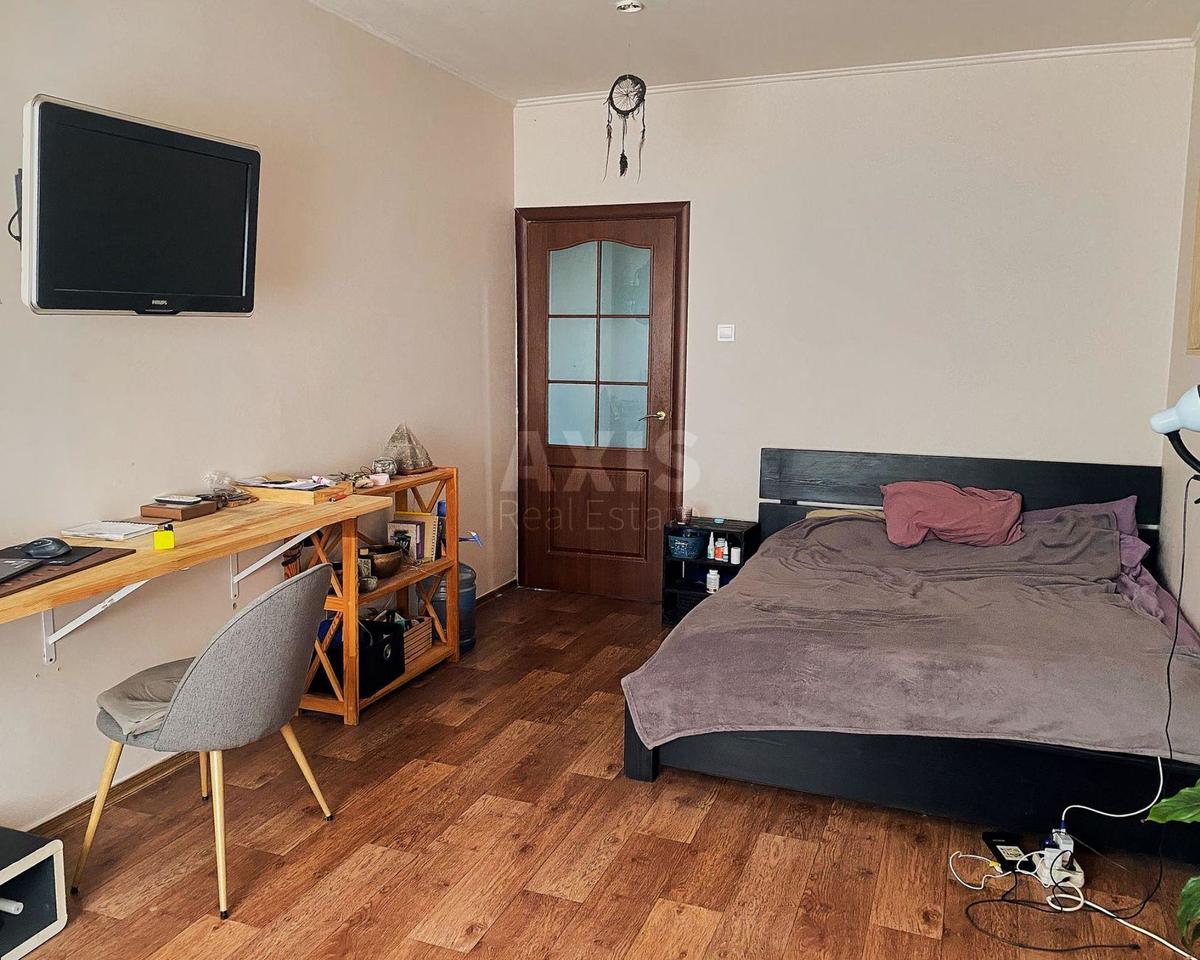 2k apartment vul. Vashhenka Grygorija 12