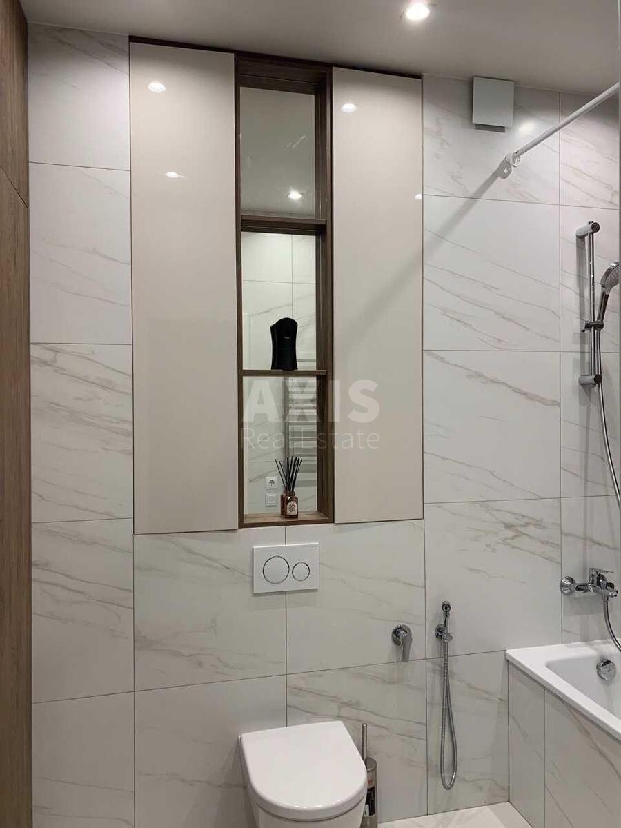4k apartment vul. Dilova 1/25730216