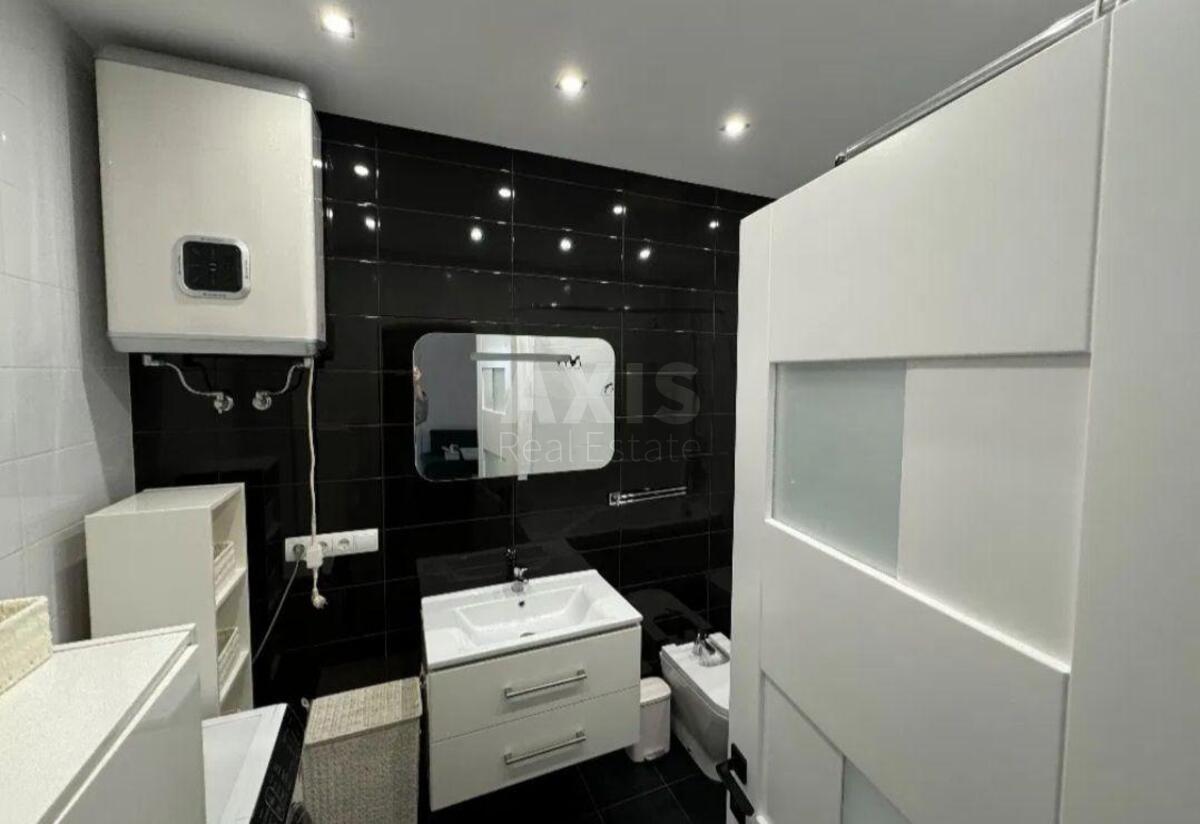 2k apartment vul. Dragomanova 40/3580138