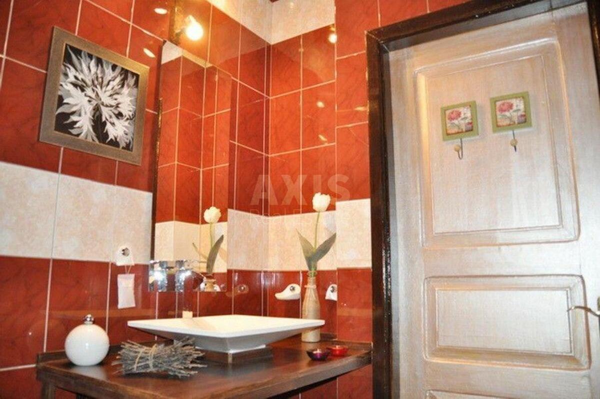 2k apartment vul. Grushevs'kogo Myhajla 28/21