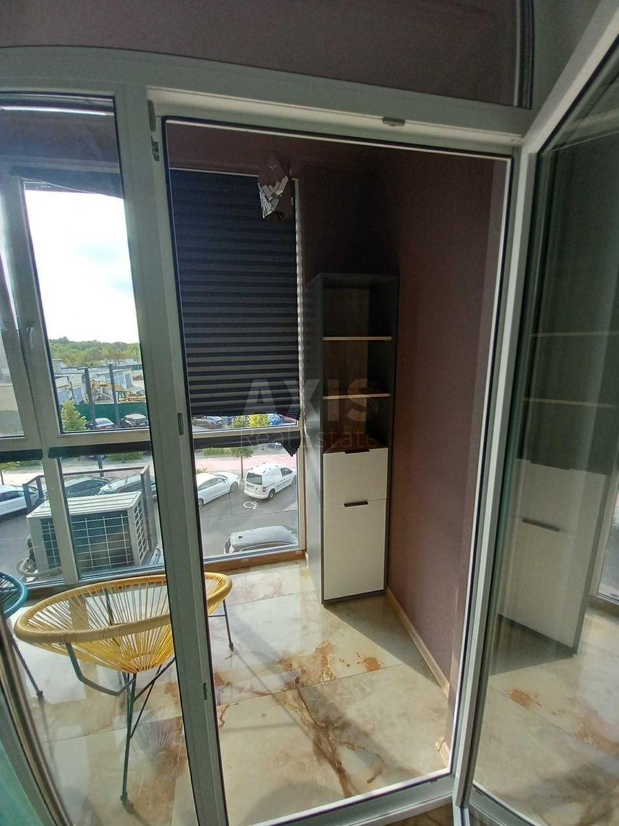 1k apartment vul. Saljutna 2Б12