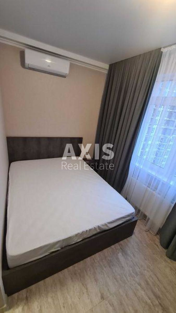 1k apartment vul. Myhajla Maksymovycha 28б1