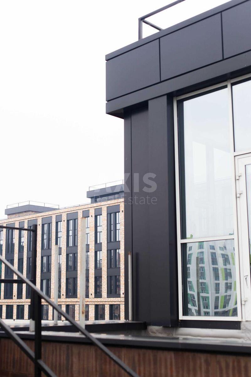 Office vul. Amurs'ka 6, 395m20
