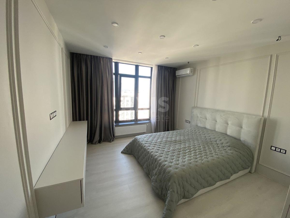 3k apartment vul. Oleny Pchilky 36