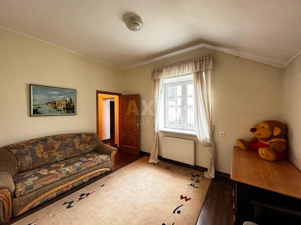5k apartment prov. Behterevs'kyj 142