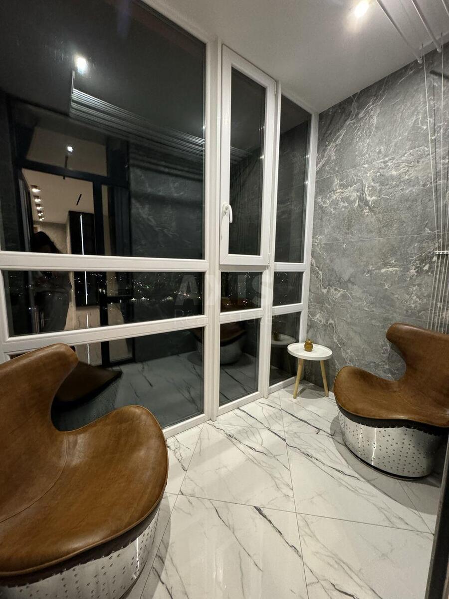2k apartment vul. Gulaka Mykoly 49