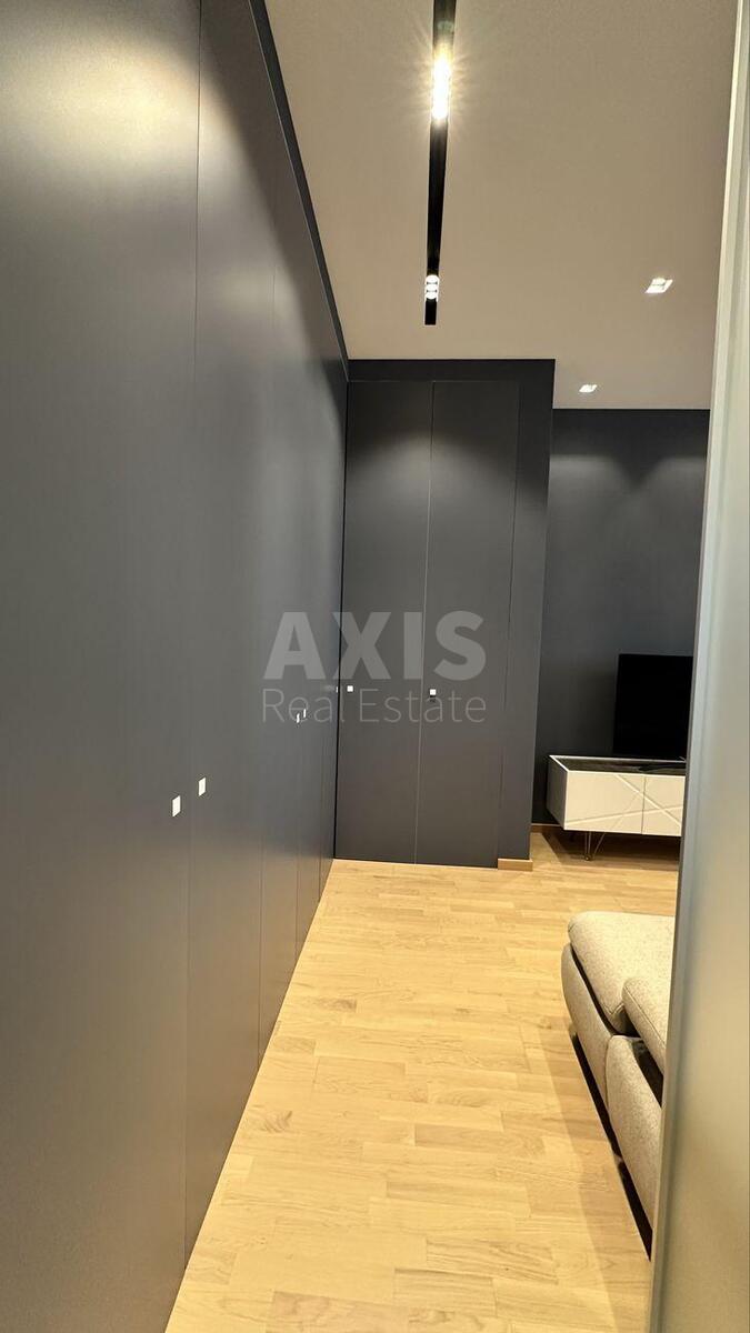 1k apartment nab. Dniprovs'ka 14566819