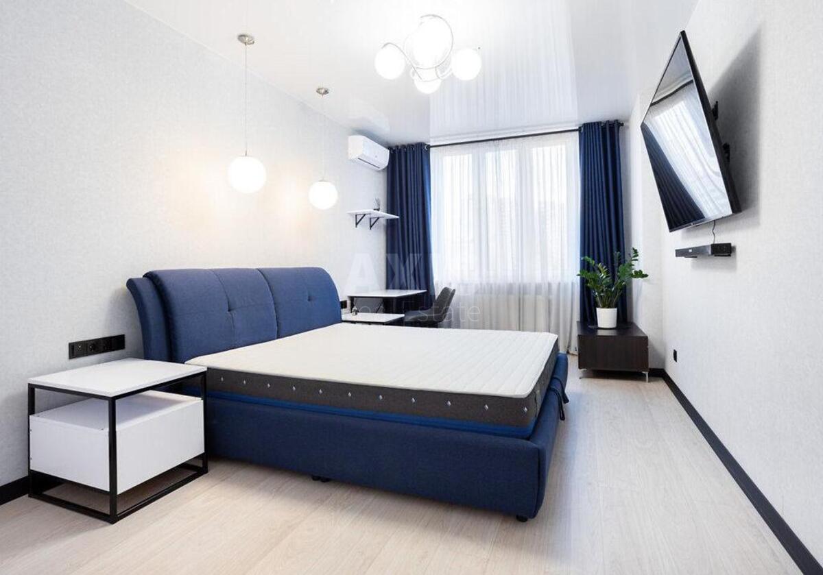 1k apartment prov. Jasynuvats'kyj 10611426