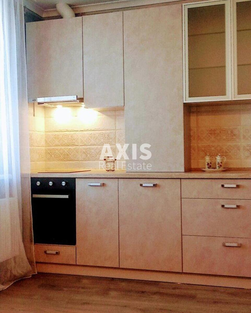 2k apartment vul. Lebedjeva Akademika 1