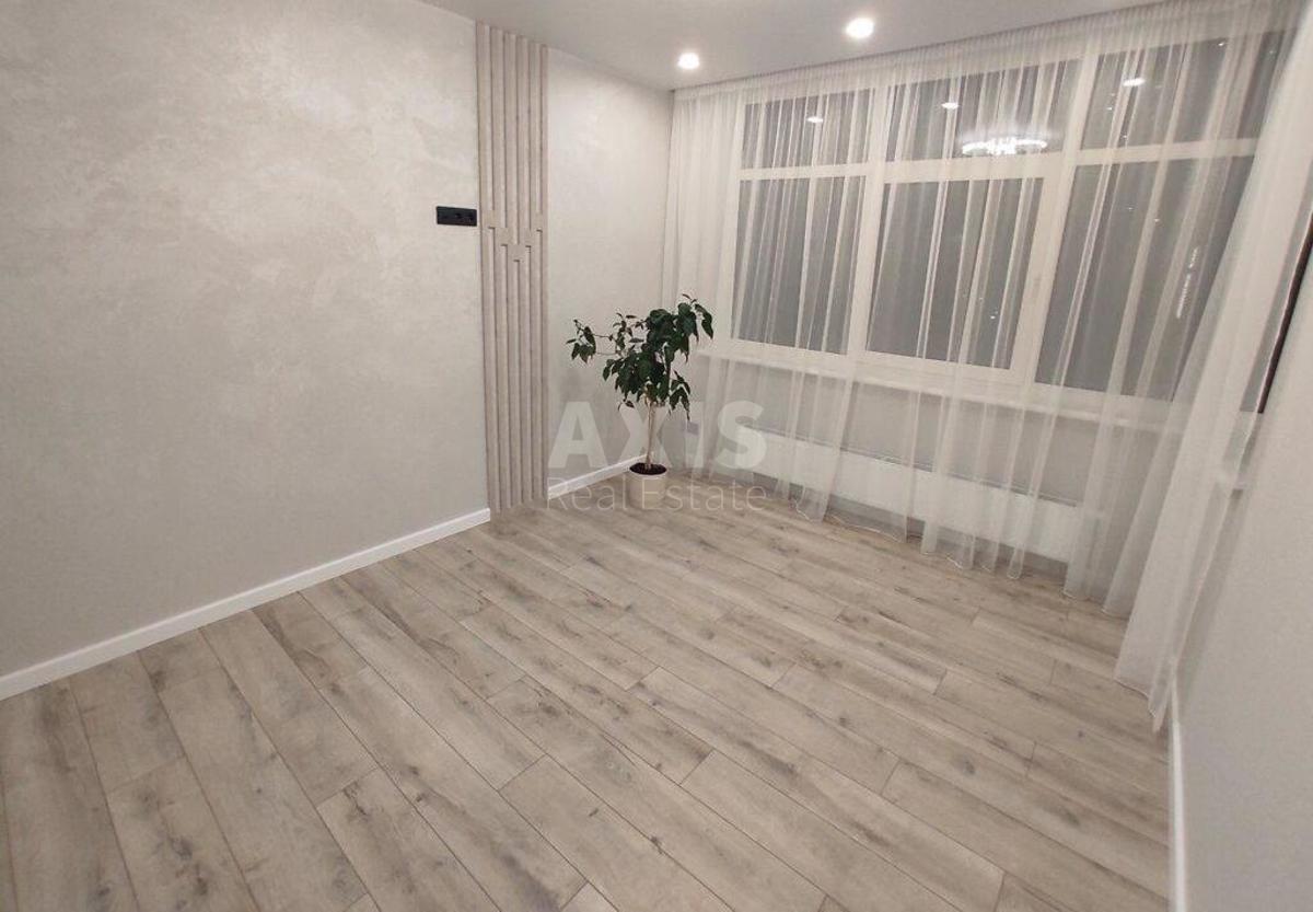 2k apartment vul. Oleksandra Olesja 74