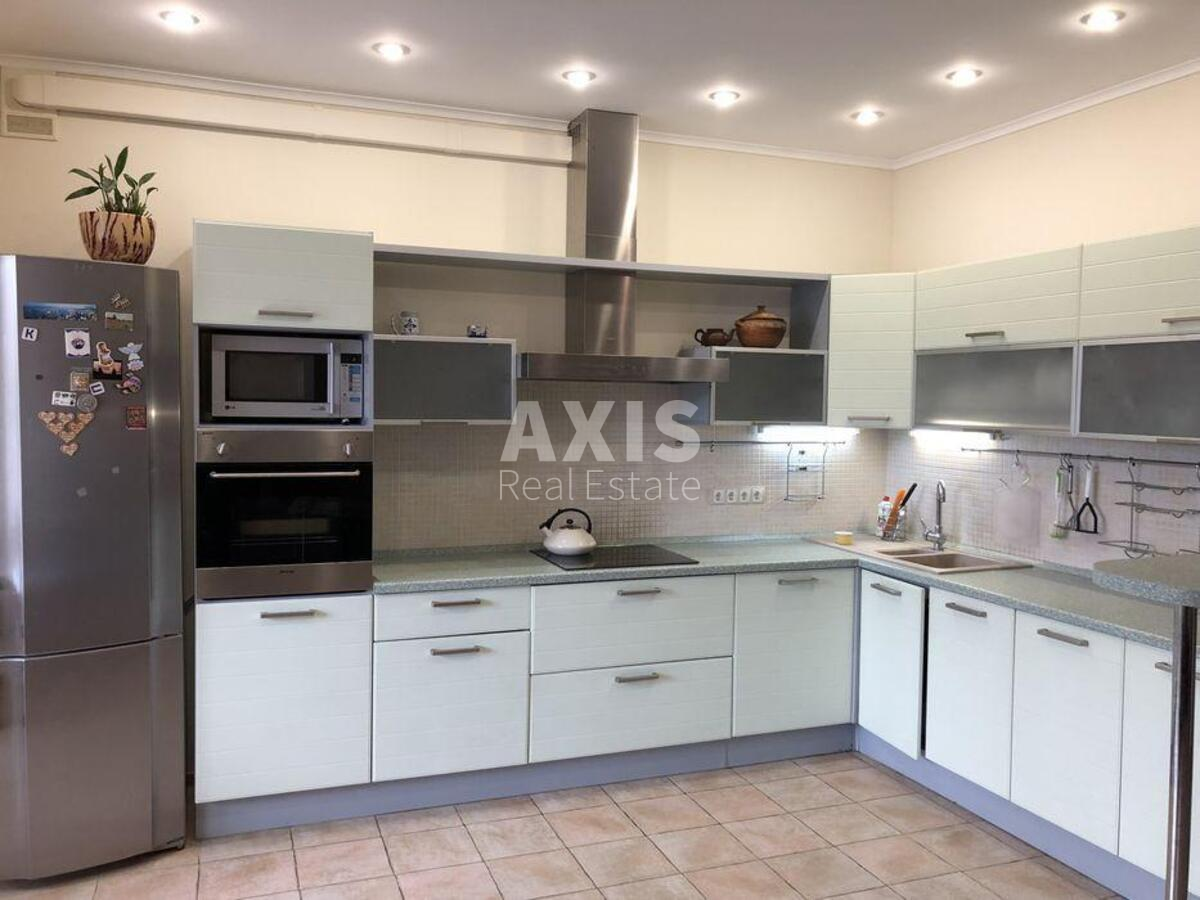 3k apartment pr-t Geroi'v Stalingrada 84
