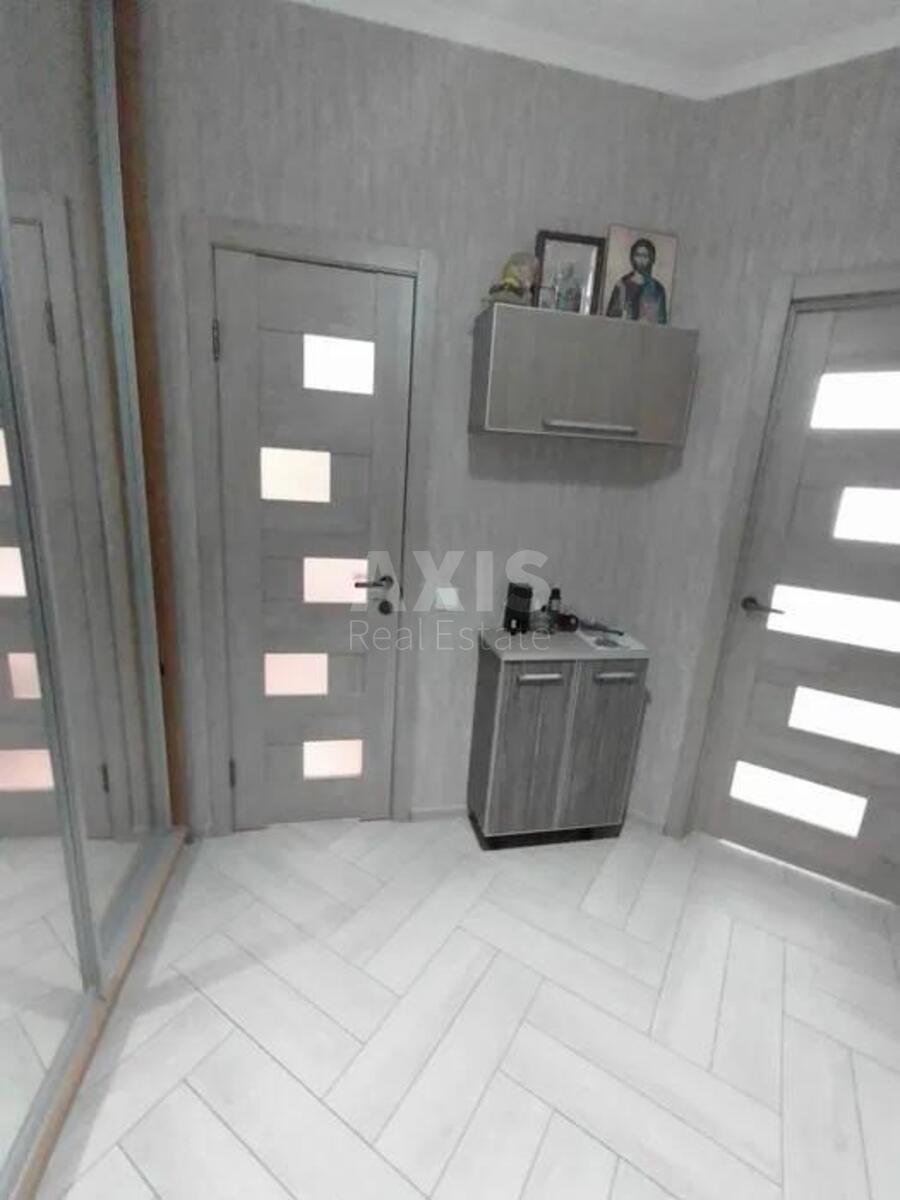 1k apartment vul. Radystiv 40/44