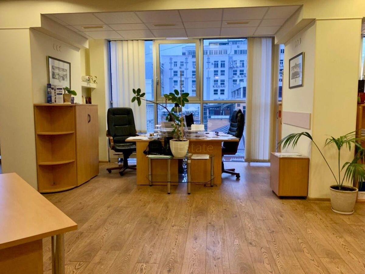 Office vul. Velyka Vasyl'kivs'ka 62/64, 305m2581503