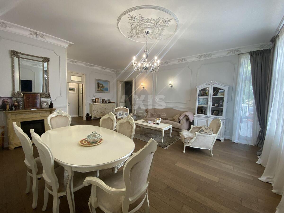 4k apartment vul. Ljuterans'ka 13