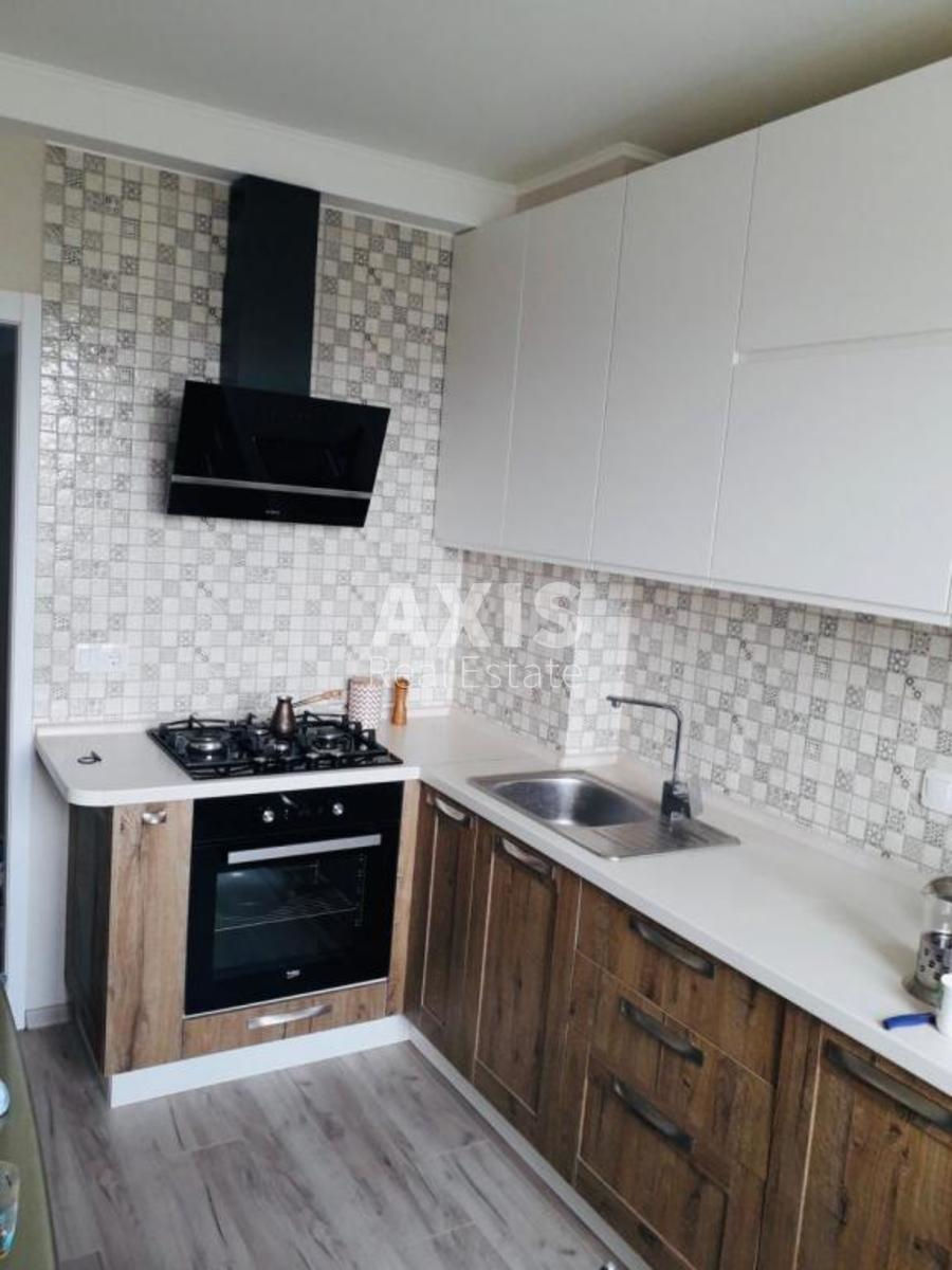 3k apartment vul. Cheljabins'ka 5б4