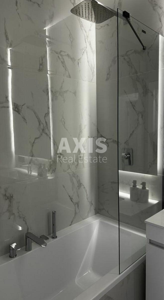 2k apartment vul. Staronavodnyc'ka 68