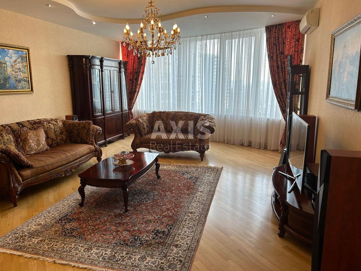 3k apartment vul. Moldavs'ka 21