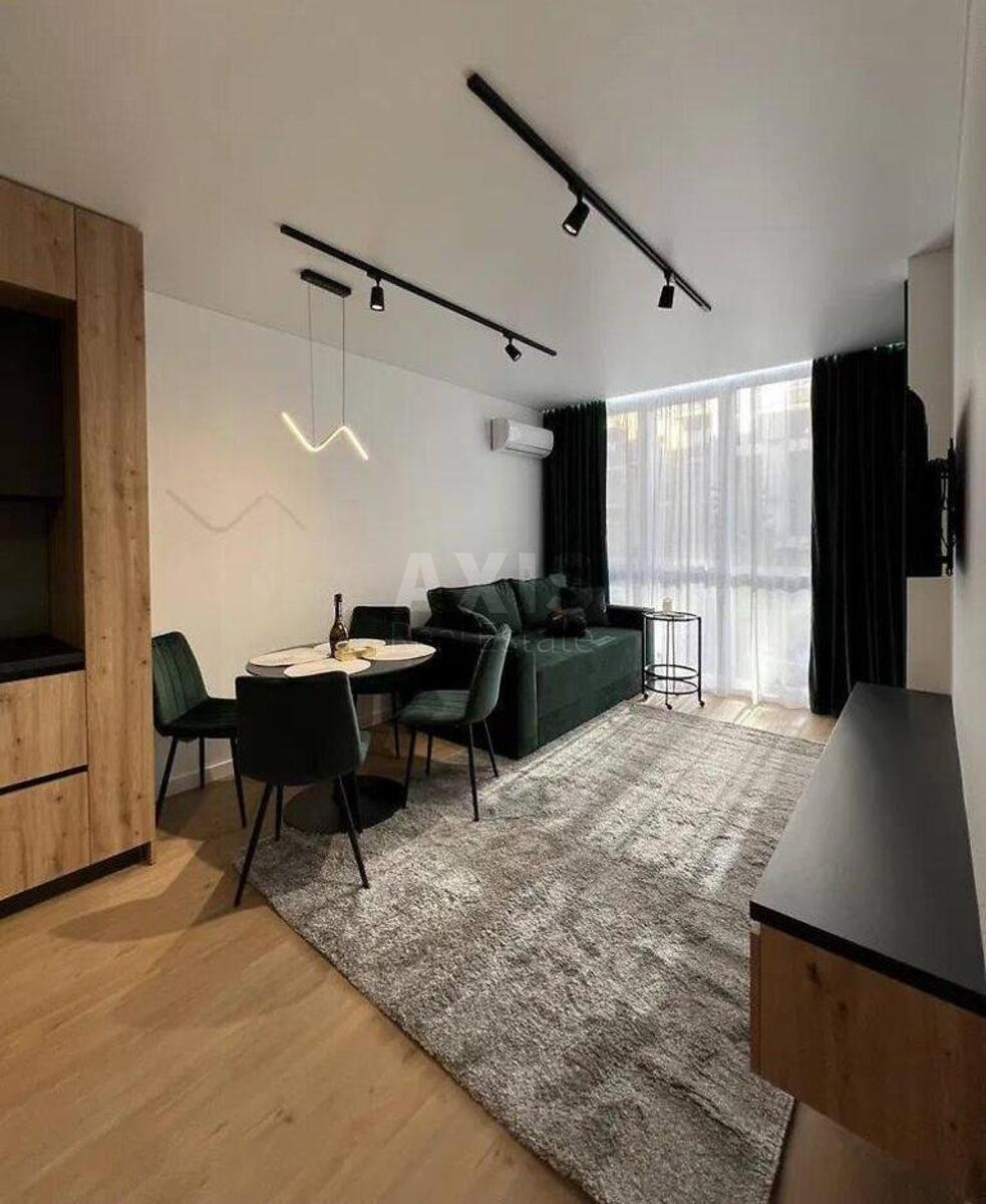 1k apartment vul. Saljutna 2Б1