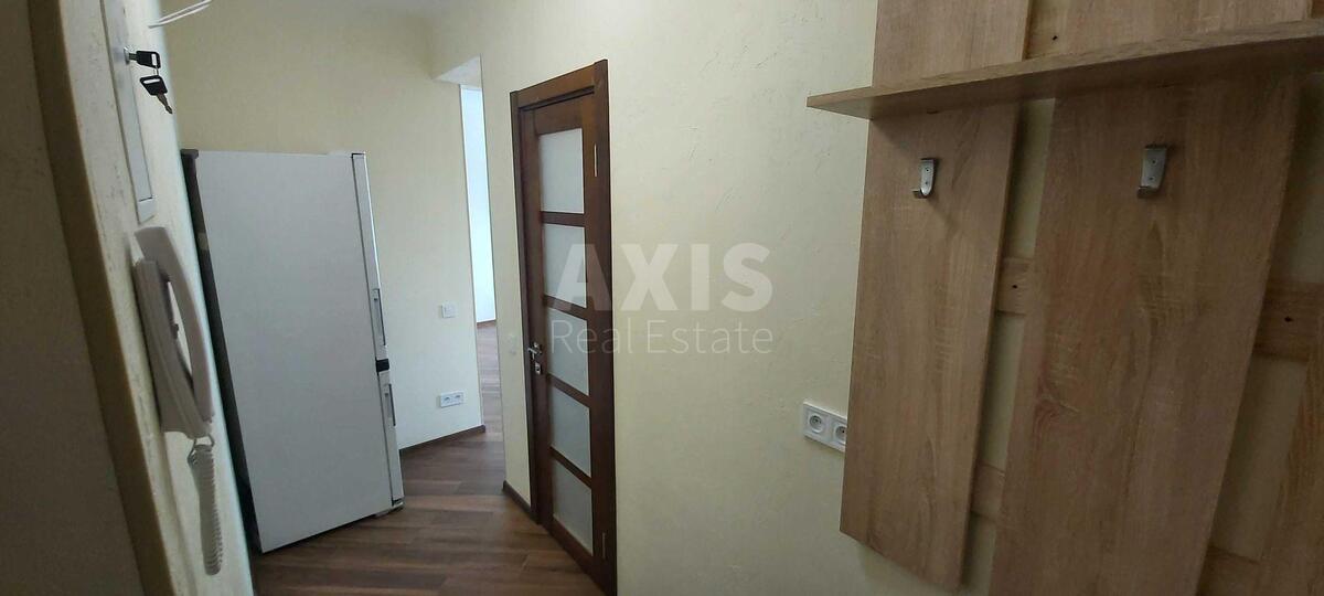 1k apartment vul. Vyborz'ka 878
