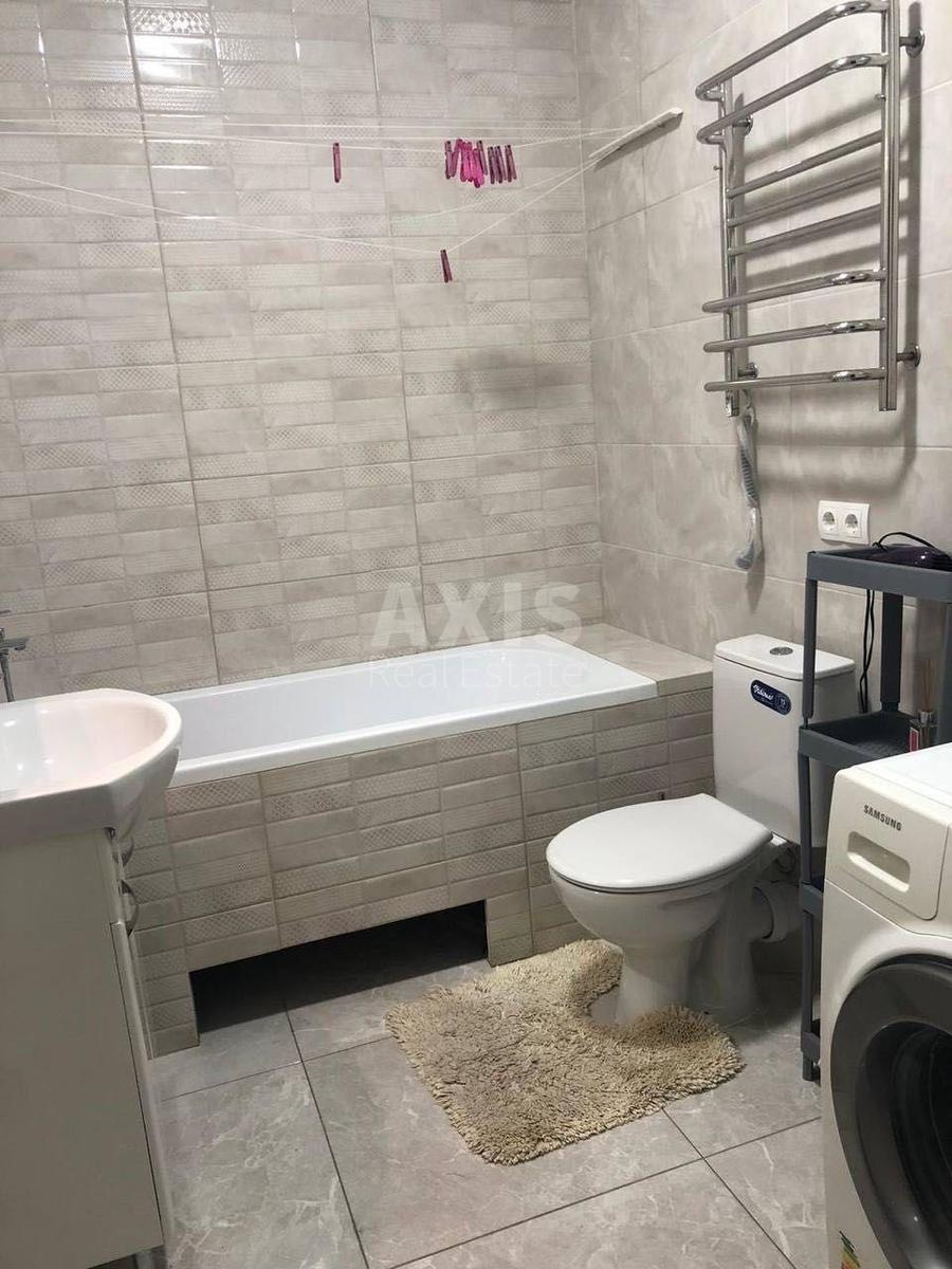 3k apartment vul. Osokors'ka 2А5