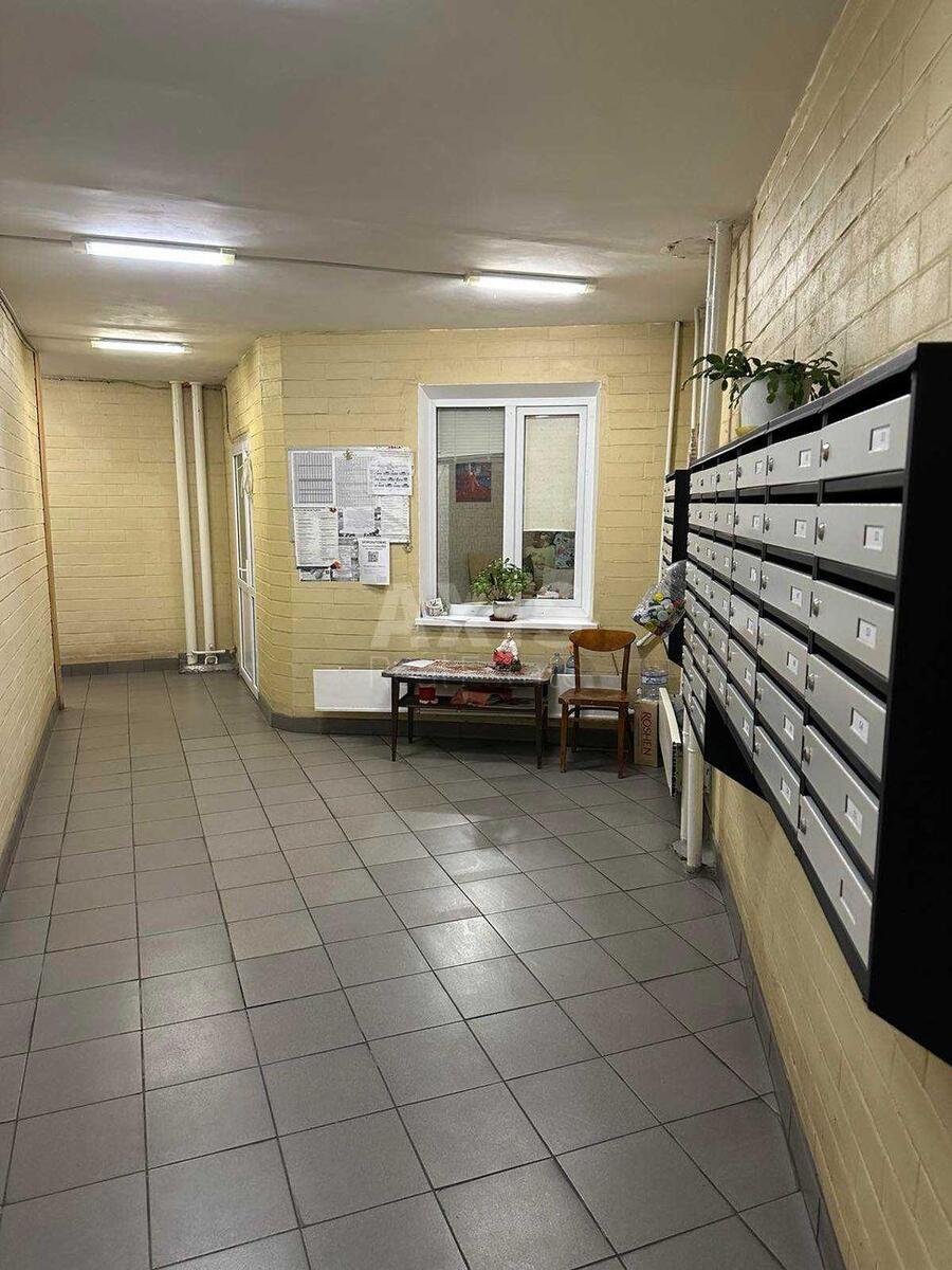 3к квартира ул. Заболотного Академика 409