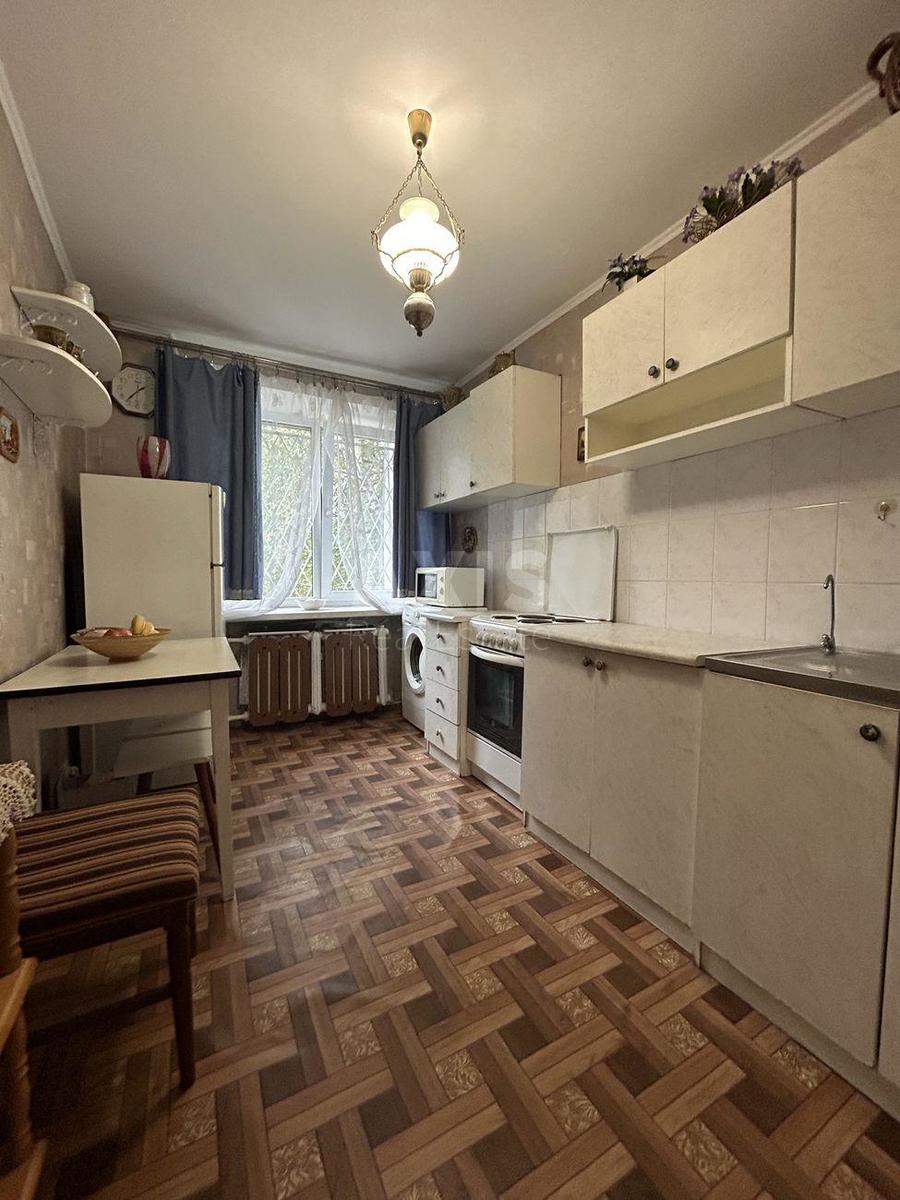 1k apartment vul. Sosjury Volodymyra 6