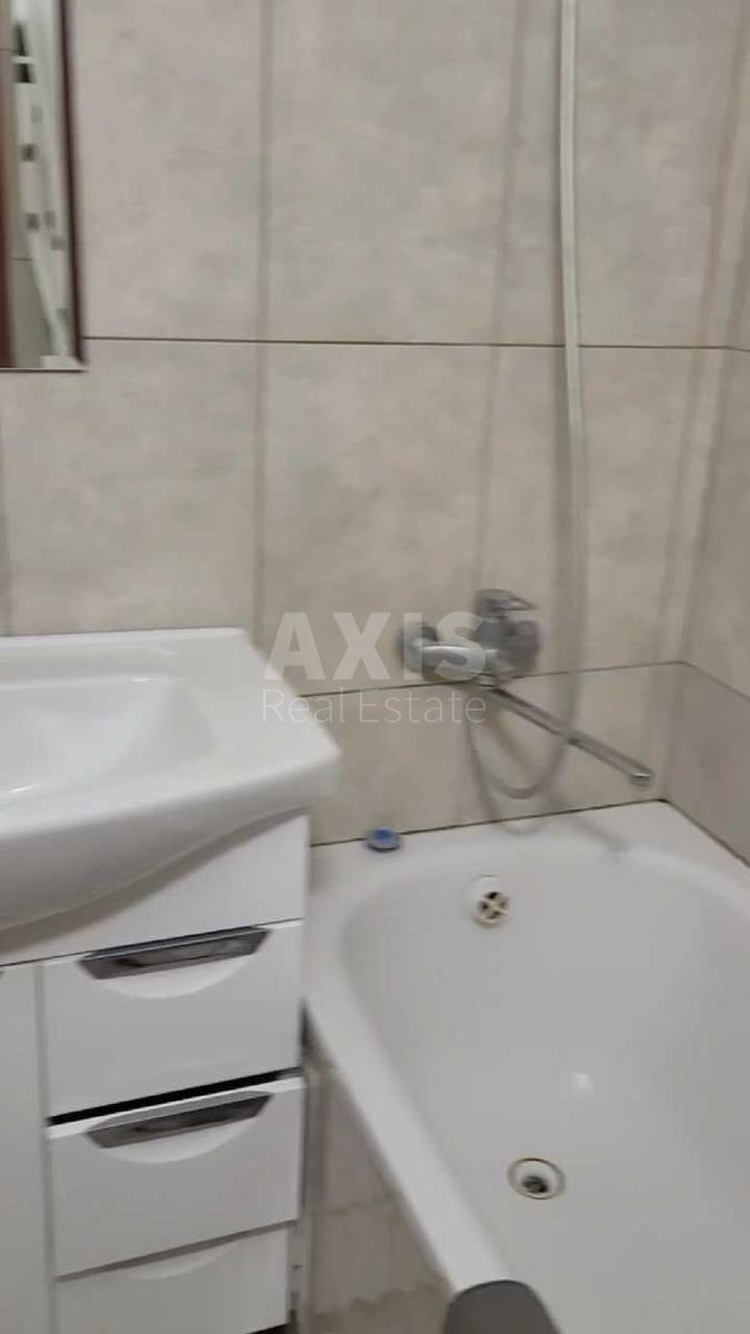 1k apartment pr-t Glushkova Akademika 9Б5