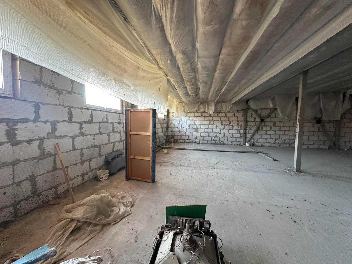 Service object vul. Chornyh Zaporozhciv 28, 570m28