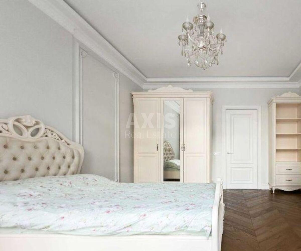 3k apartment vul. Predslavyns'ka 573