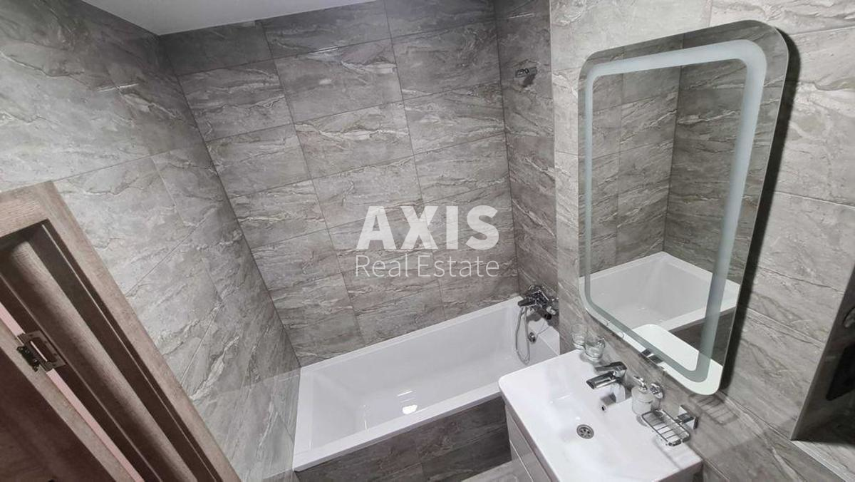 1k apartment vul. Myhajla Maksymovycha 28б5