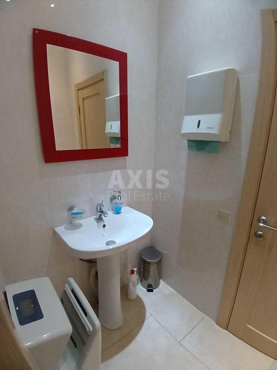 Office vul. Lysogirs'ka 6, 171m26045713