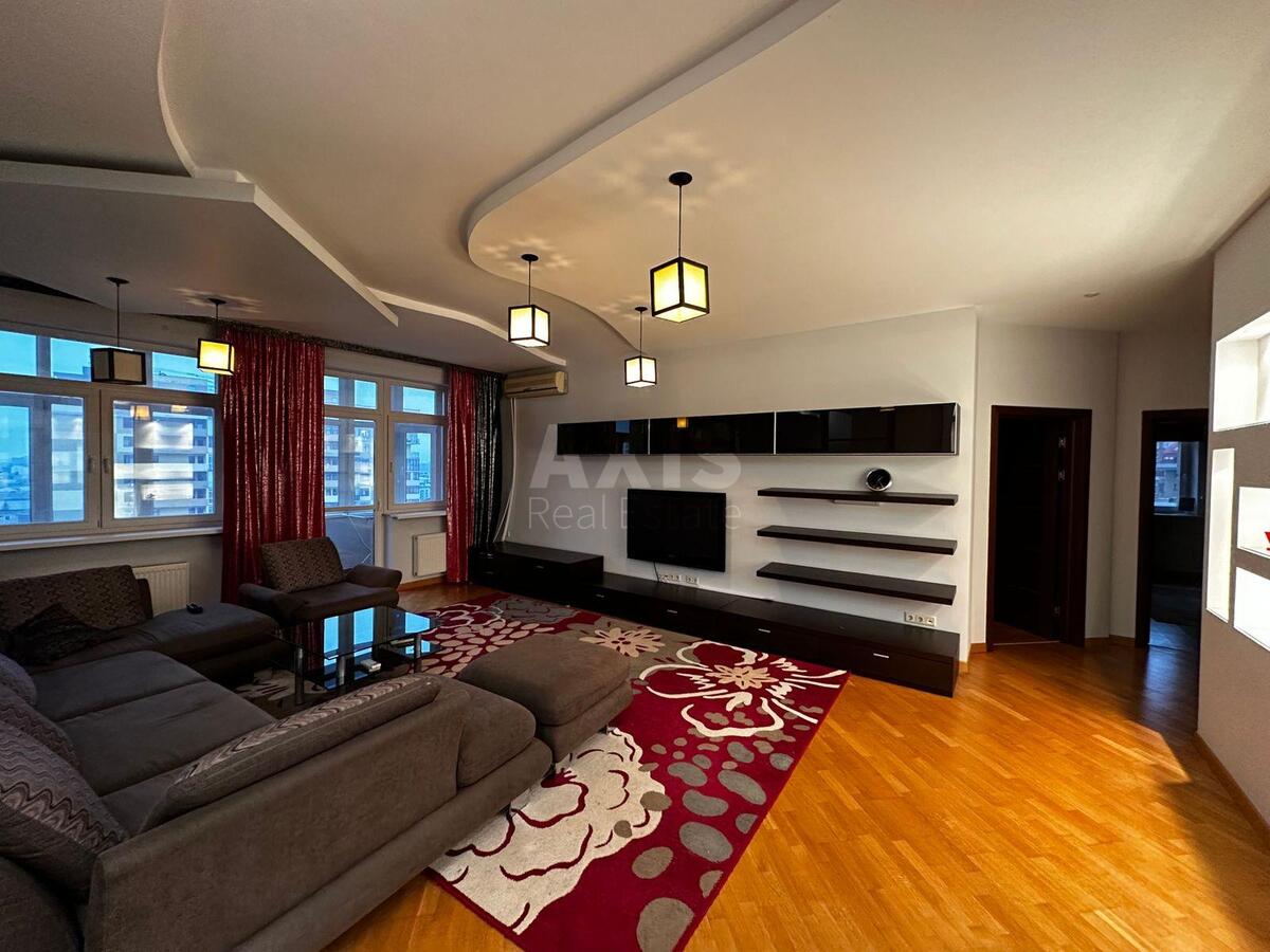 3k apartment vul. Jevgena Konoval'cja 36Б6