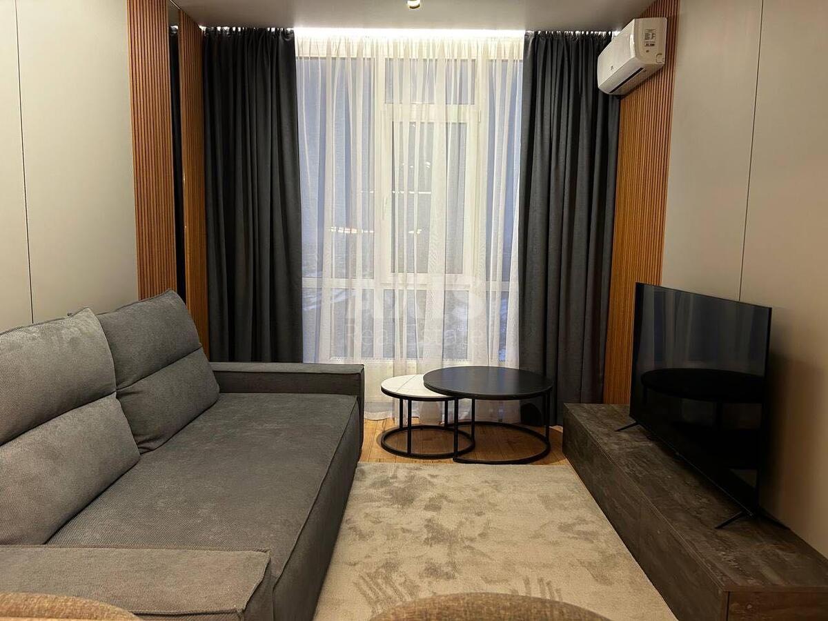 1k apartment pr-t Komarova Kosmonavta 9Б4