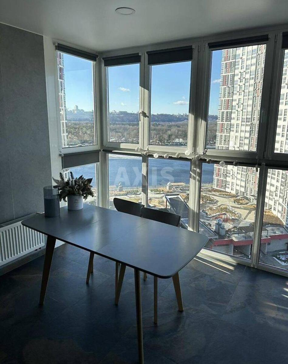 3k apartment vul. Mykil's'ko-Slobids'ka 80