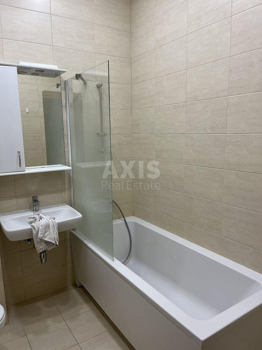 3k apartment vul. Zlatoustivs'ka 168