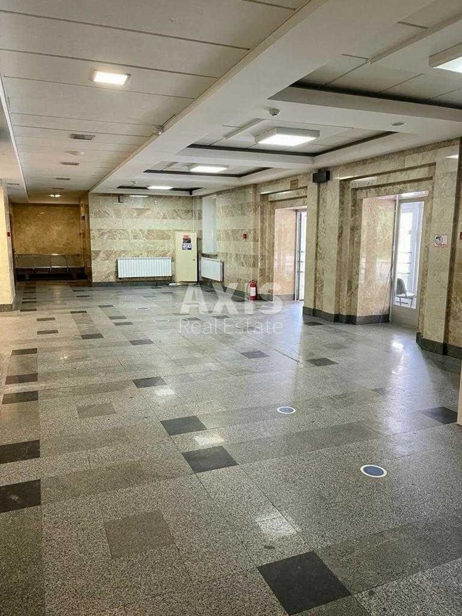 Office vul. L'vivs'ka 23, 3500m2441960