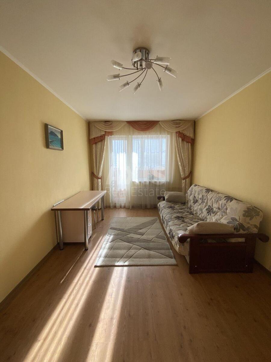 2k apartment pr-t Glushkova Akademika 17615771