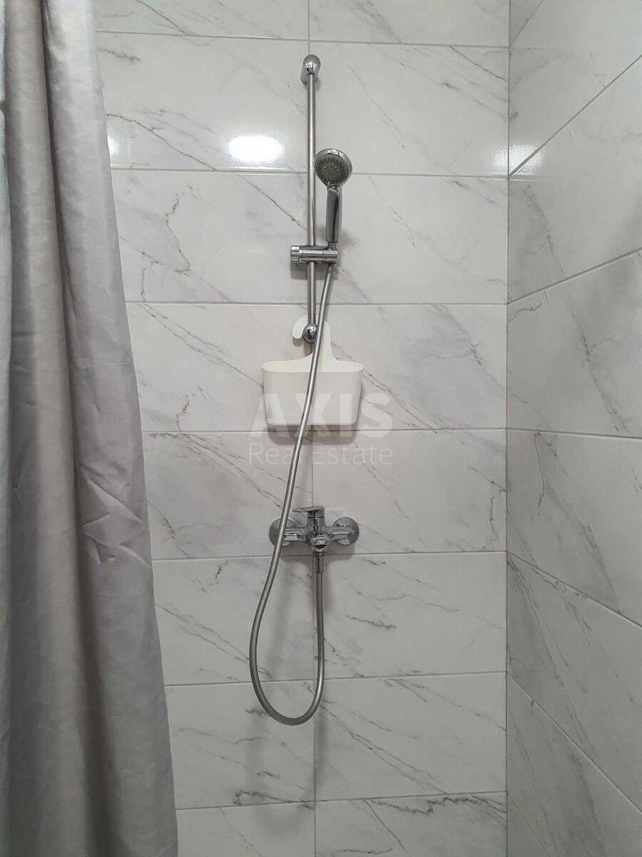 1k apartment vul. Saljutna 2Б570149