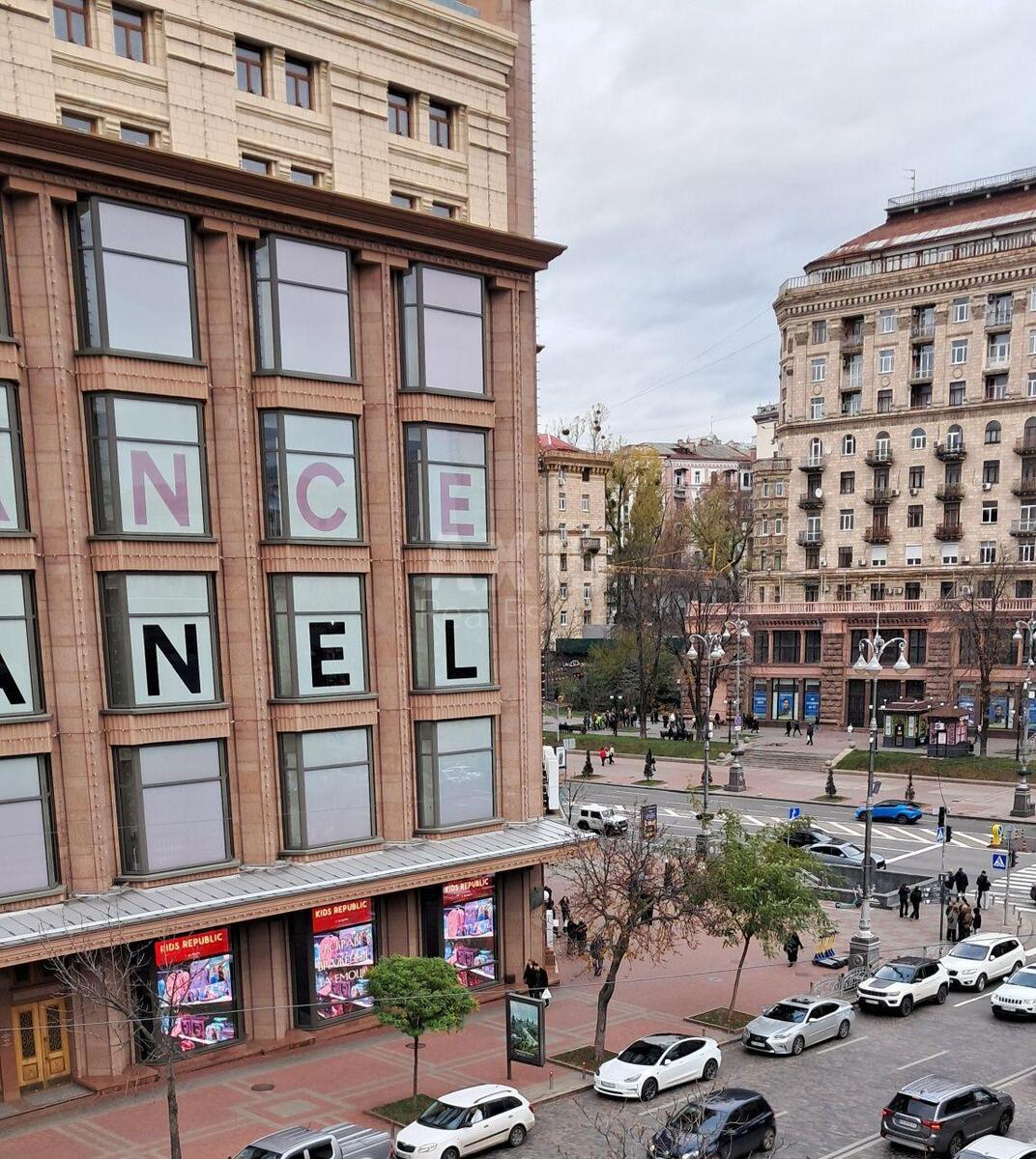 Office vul. Hreshhatyk 38, 109m261428