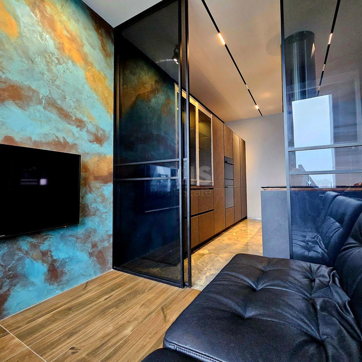 4k apartment vul. Mykil's'ko-Slobids'ka 3А4